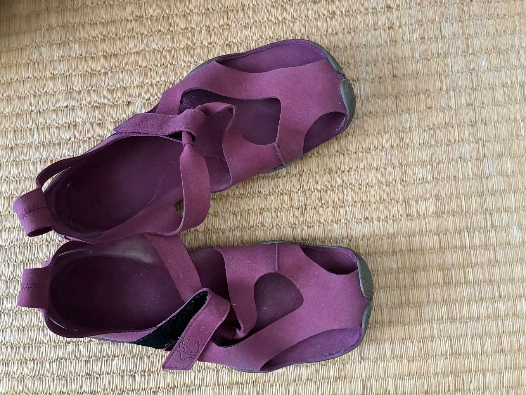 Wildling Scarpe da uomo: Federn Wildlinge 39 – Usato da Lausanne venduto da Sarawg 1