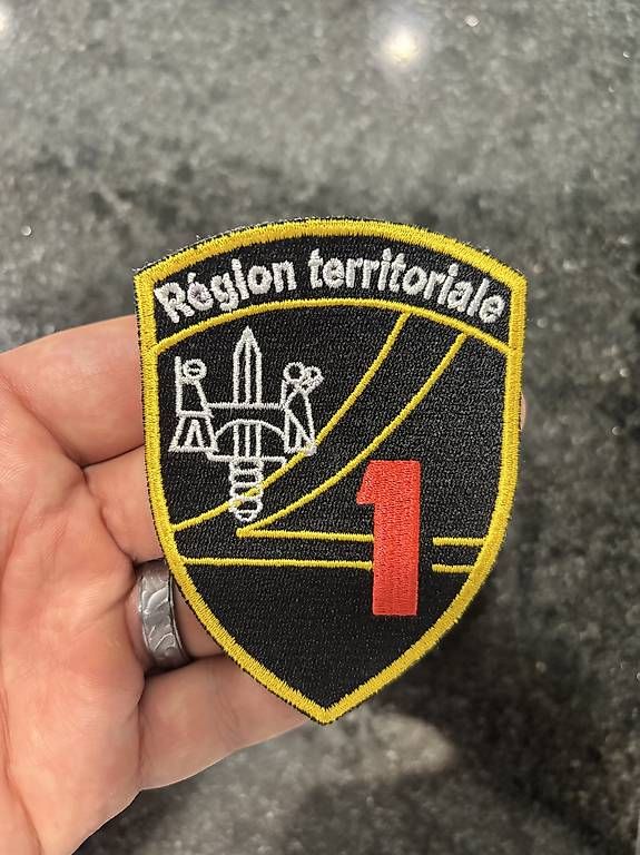 Plaquettes & Badges: Badges Schweizer Armee – D'occasion à Münsingen par Poili-9 1