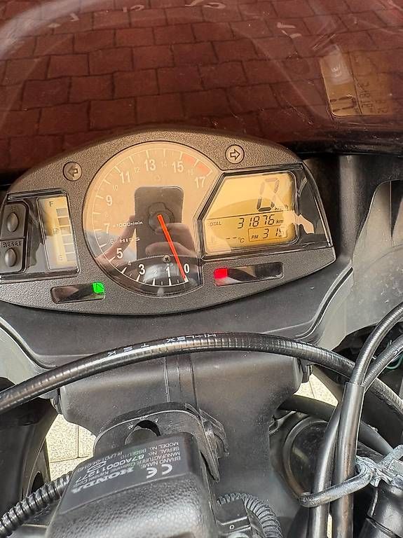 Route: HONDA CBR 600 RR – D'occasion à Niederhelfenschwil par Harty_05 4