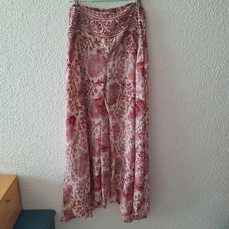 Hose, bedruckt, gemustert Grösse M bis L guter Zustand