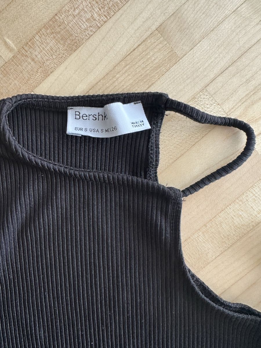 H&M Lots de vêtements: Kleiderpaket 4 Teilig Grösse S – Neuf (Voir description) à Beromünster par Moritz0112 4