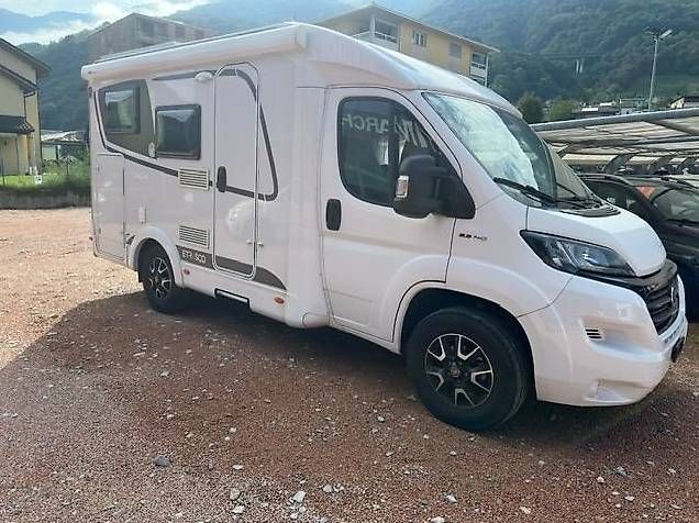Mobilhome: Etrusco V5900 DB Automatik – Usato da Cadenazzo venduto da Zioeddy9