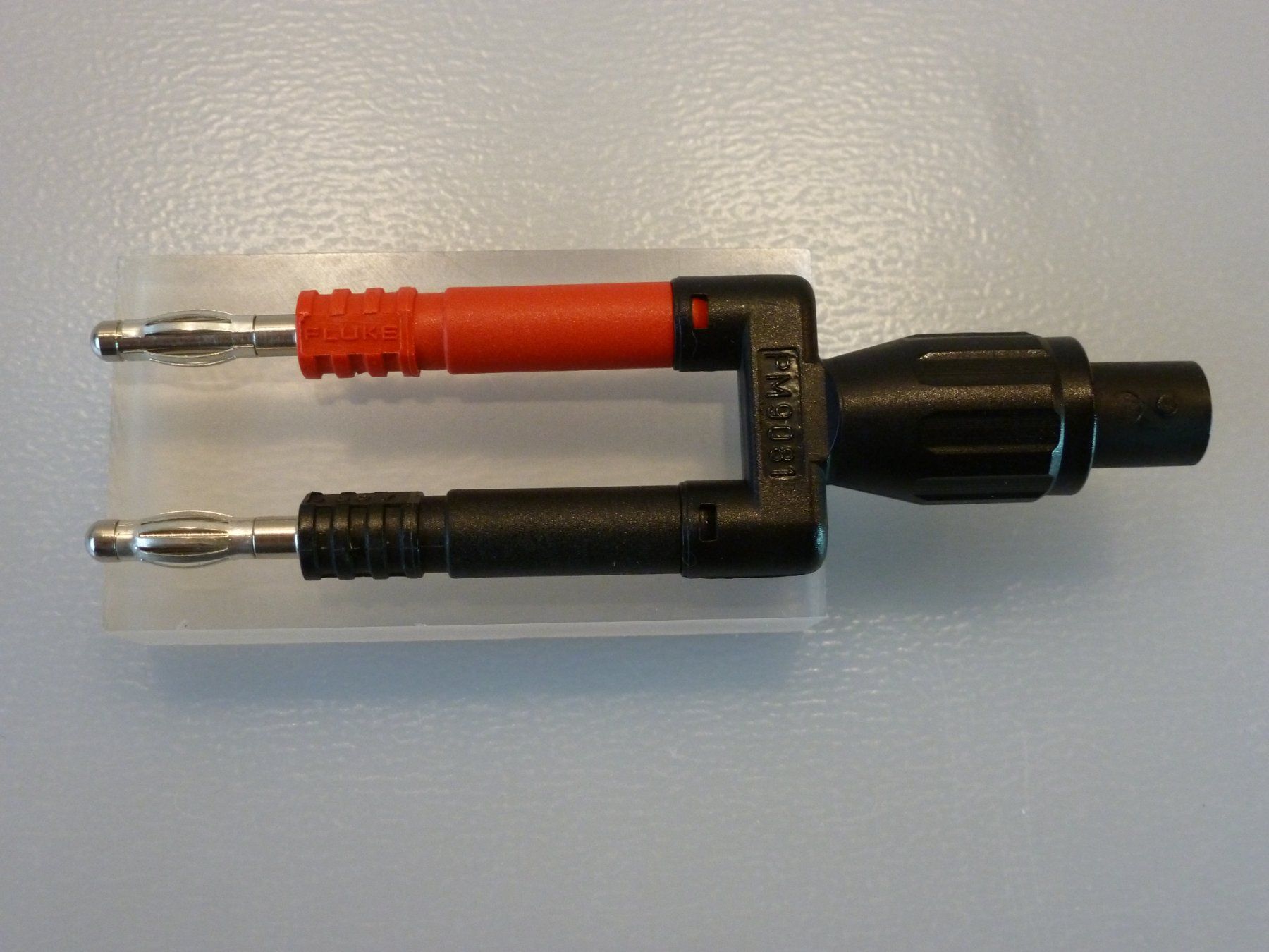 Fluke Misurare: Fluke BNC-Adapter PM9081Dual-Bananenstecker – Usato da Gwatt (Thun) venduto da Nocturnal_99 6