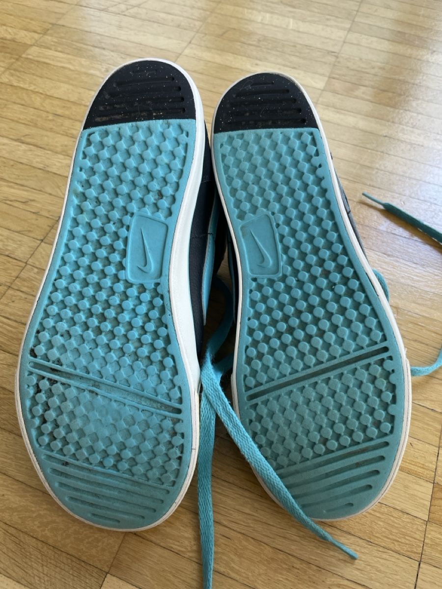 Nike Schuhe für Mädchen: Nike Sneakers Gr 38 – Gebraucht aus Ebmatingen von Reva-Sue 3
