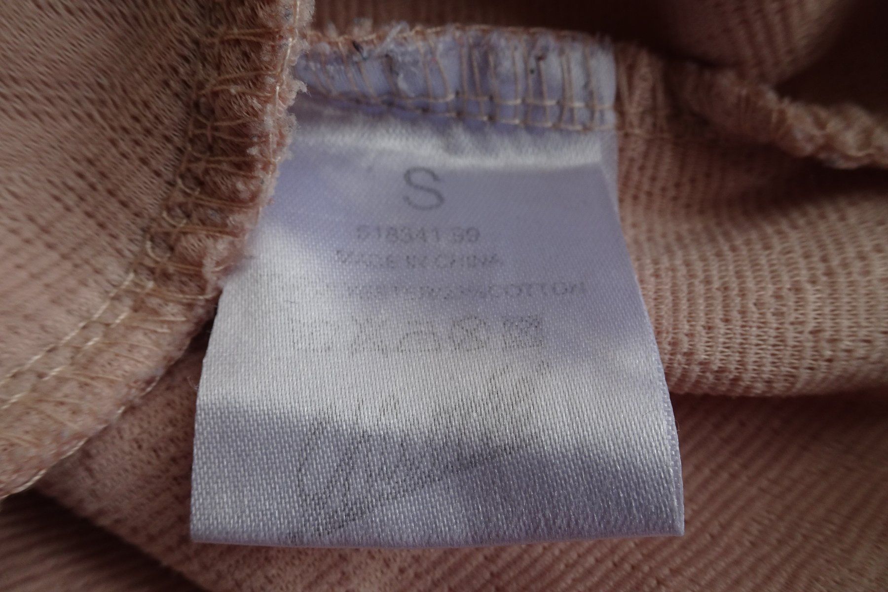 Maglioni & Felpe: lachs -rosa Kapuzen Pullover Gr. S – Usato da Strengelbach venduto da schmetterling20 5