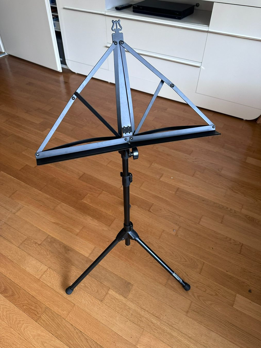 Supporti per strumenti musicali & leggii: Klappbarer Notenständer (aldi) – Usato da Hünenberg venduto da fam_evjo1 2