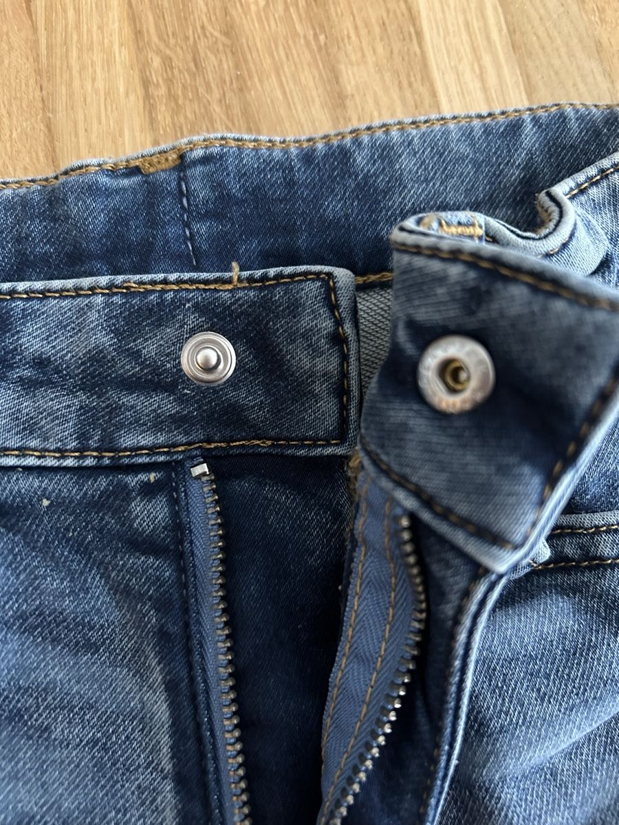 H&M Jeans: 2 Stück Jeans Shorts Gr.128 – Nuovo (secondo la descrizione) da Kilchberg ZH venduto da Traumfaenger01 3