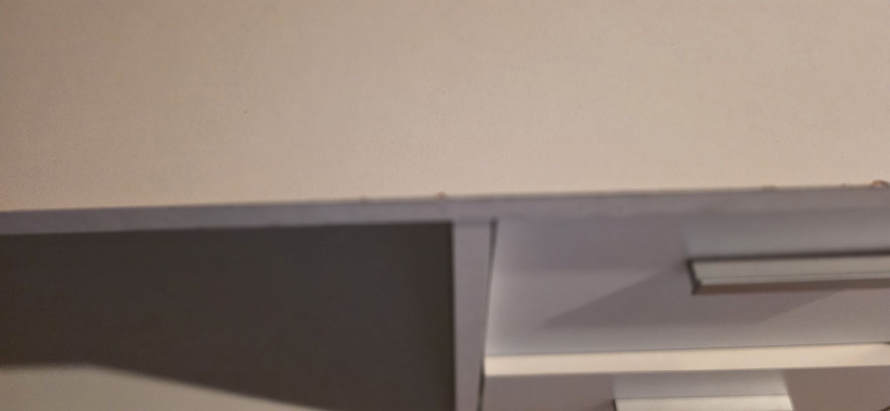 Cassettiere: Schrank/ Gestell 135 x 71,5 x 33 – Usato da Aeschi SO venduto da trindade 1