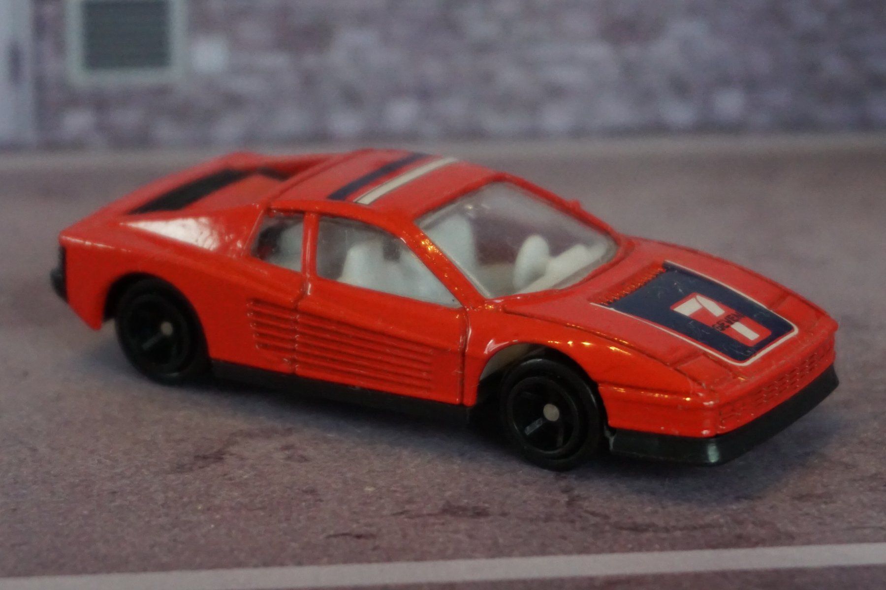 Ferrari Modellini d'auto: No Name Ferrari Testarossa COOL !!!!!!!!!!!!!!!!!! – Usato da Reiden venduto da Doppeldecker69