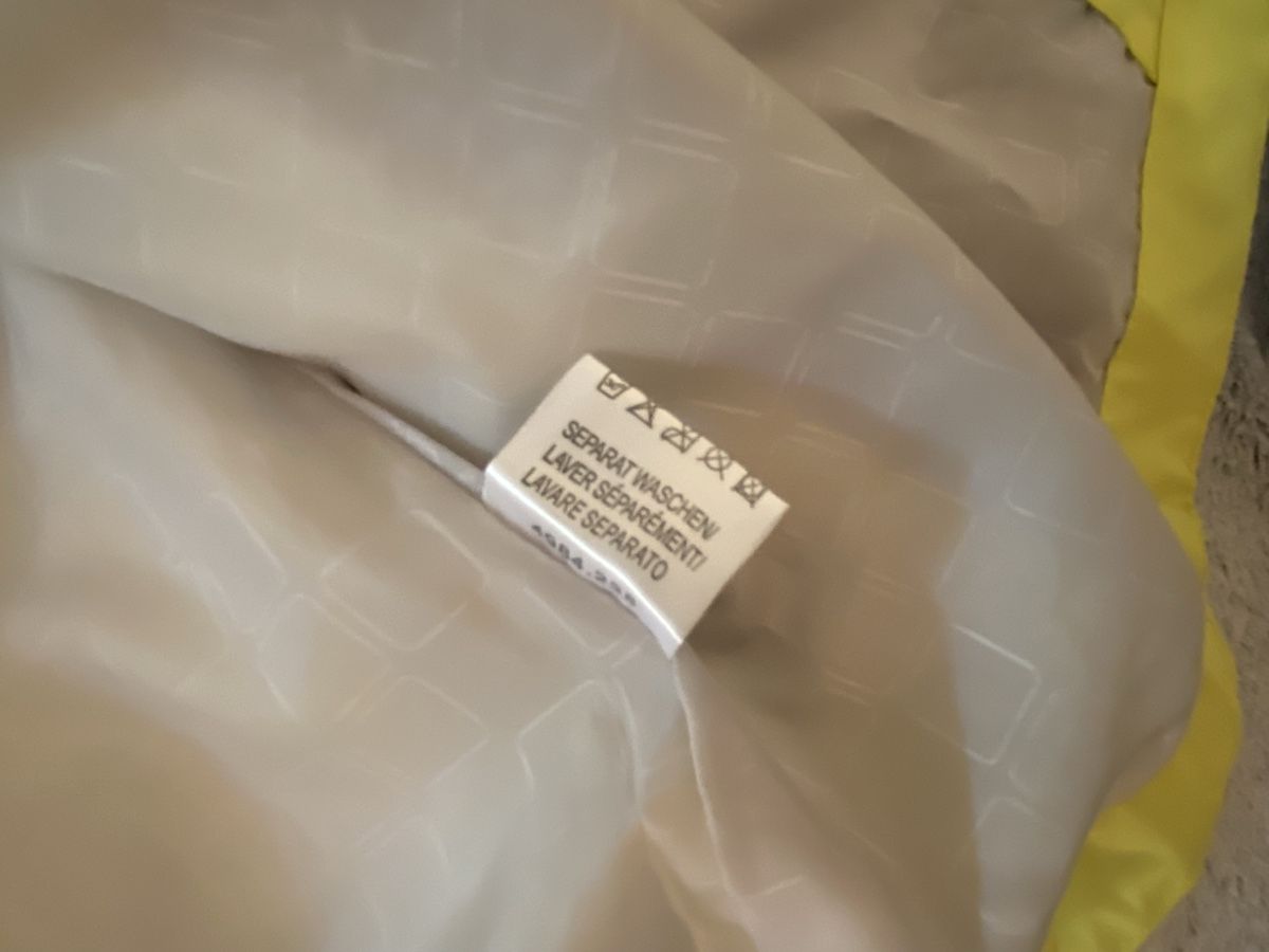 Trevolution Giacche: Trevolution Regenjacke gelb Gr 38 – Usato da Schönenberg ZH venduto da Pfupfli1 5