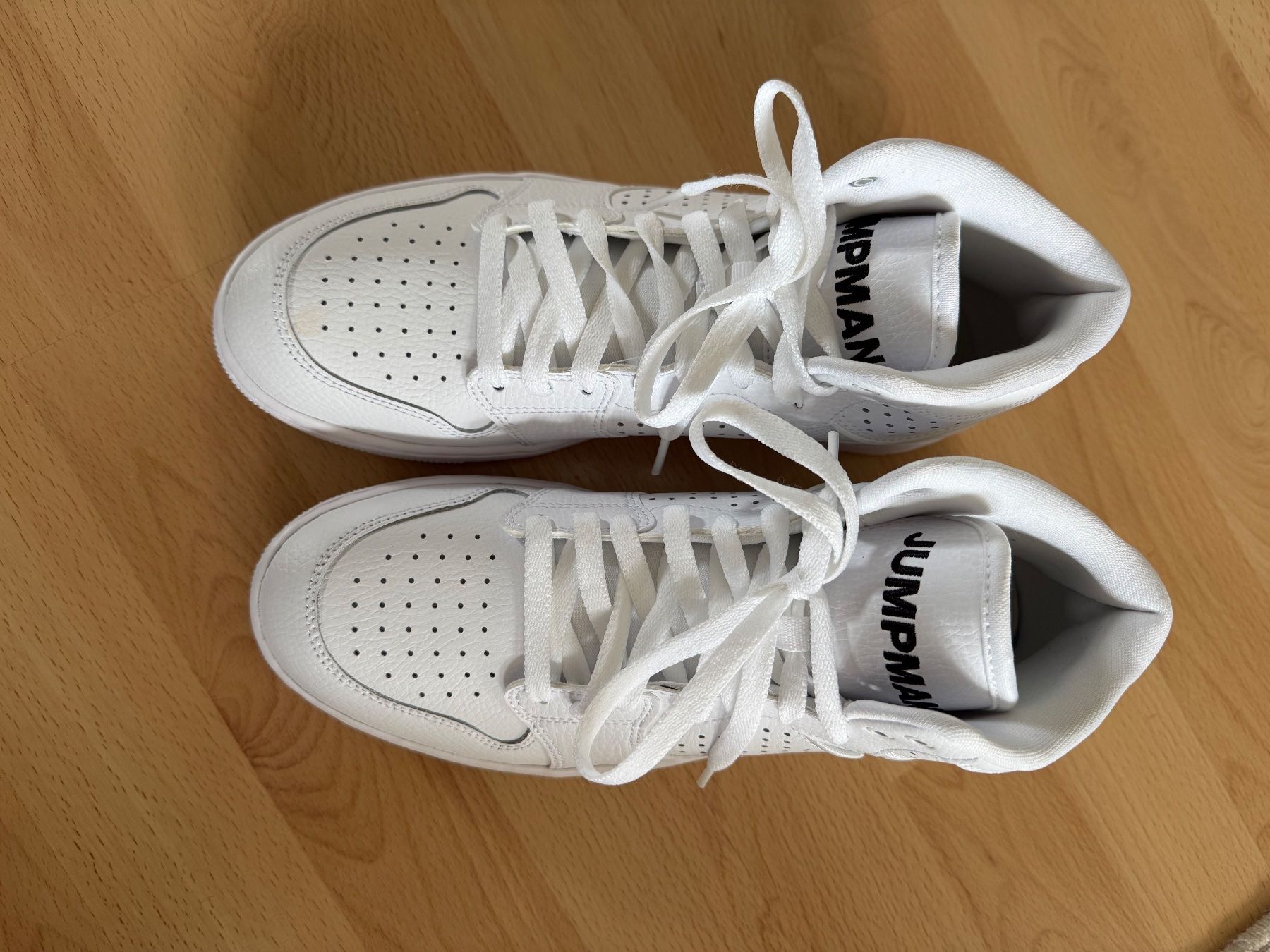 Nike Herrenschuhe: Nike Jordan access Schuhe Grösse 42 NEU – Neu (gemäss Beschreibung) aus Dürrenäsch von 1kirs