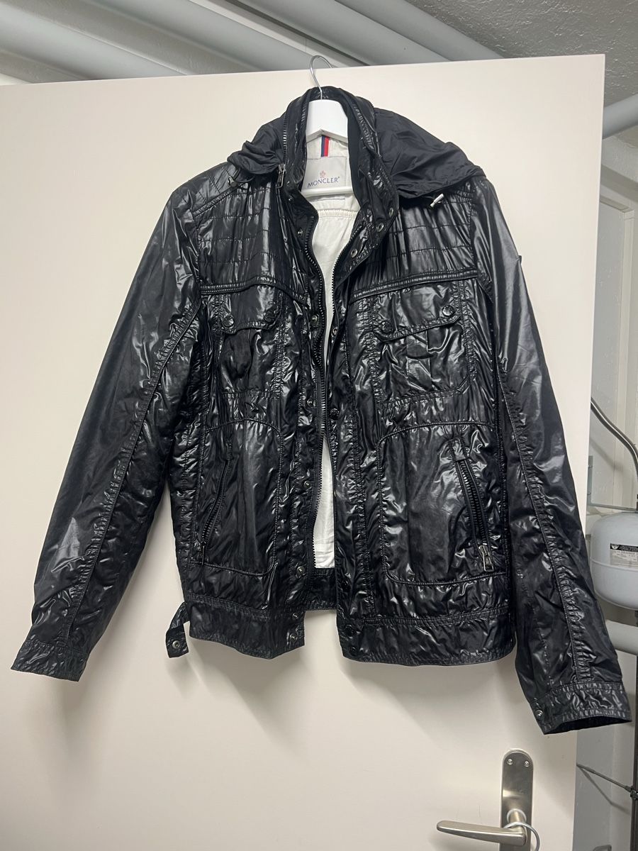 Moncler Jacken: Moncler Herren Jacke – Gebraucht aus Reinach von ayl_69xw