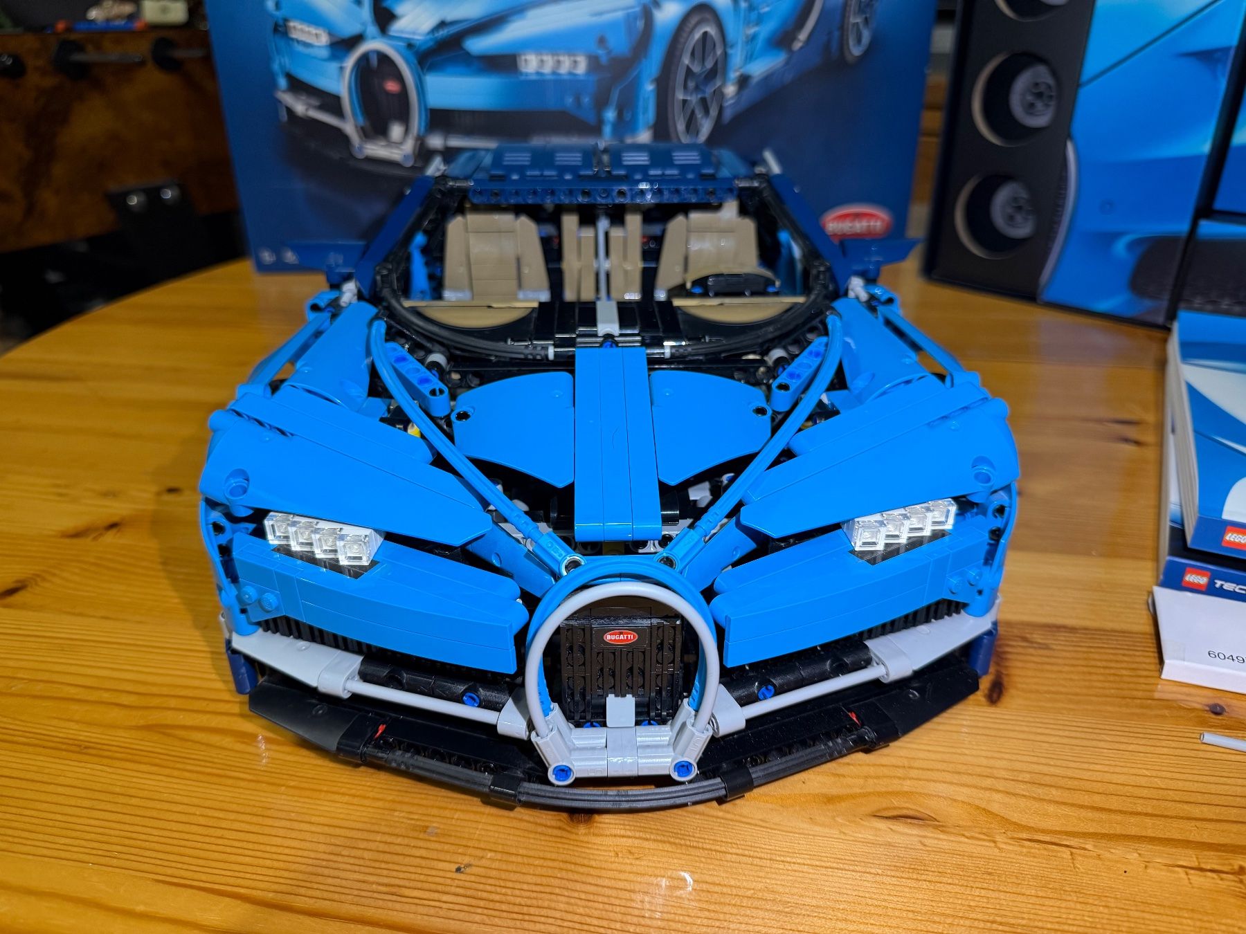 Lego Kit di costruzioni: LEGO Technic 42083 Bugatti Chiron (gebraucht) – Usato da Zürich venduto da 23marce02 3