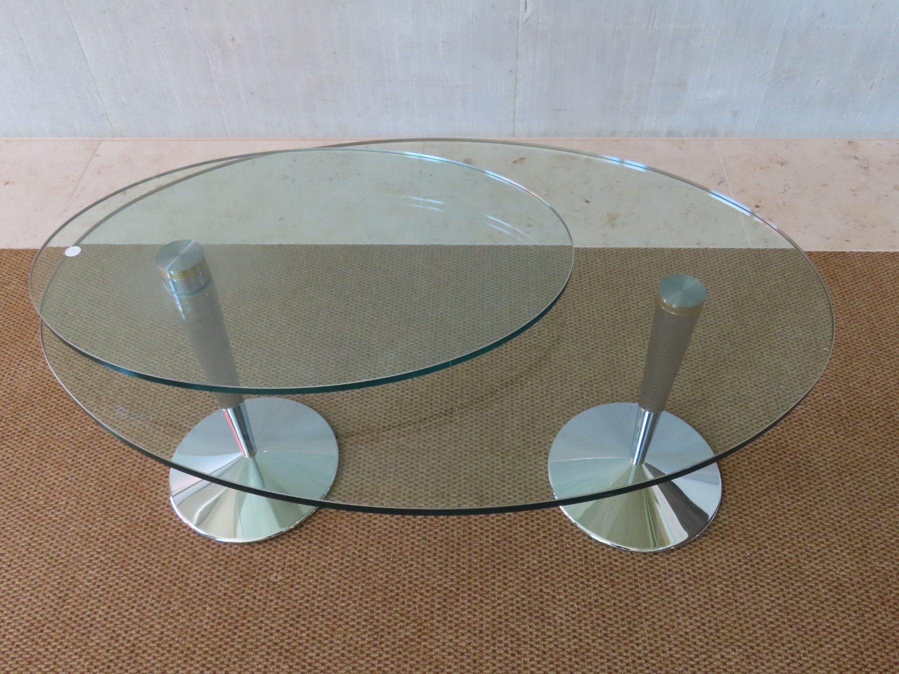 Tavoli: Design Glas-Couchtisch schwenkbar – Usato da Reinach BL venduto da WBZ-Flohmarkt 3