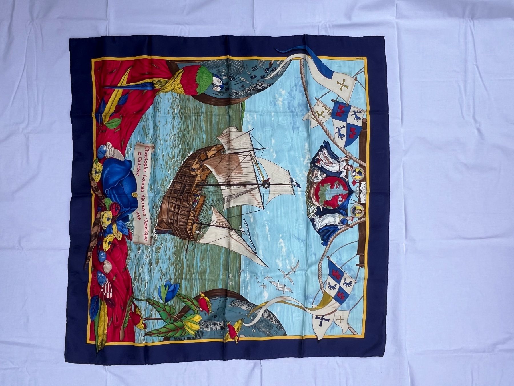 Foulard & Sciarpe: Carré Hermès – Usato da Willisau venduto da Foehren15