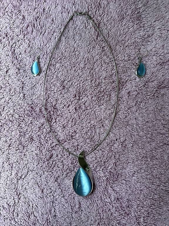 Altri gioielli: Parure élégante collier + boucles d?oreilles goutte bleue – Usato da Ecublens VD venduto da fre_kv6z 1