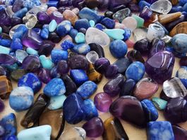400 gr. Bunt gemischt MIX Schmuck/Edelsteine +/- 1cm gross