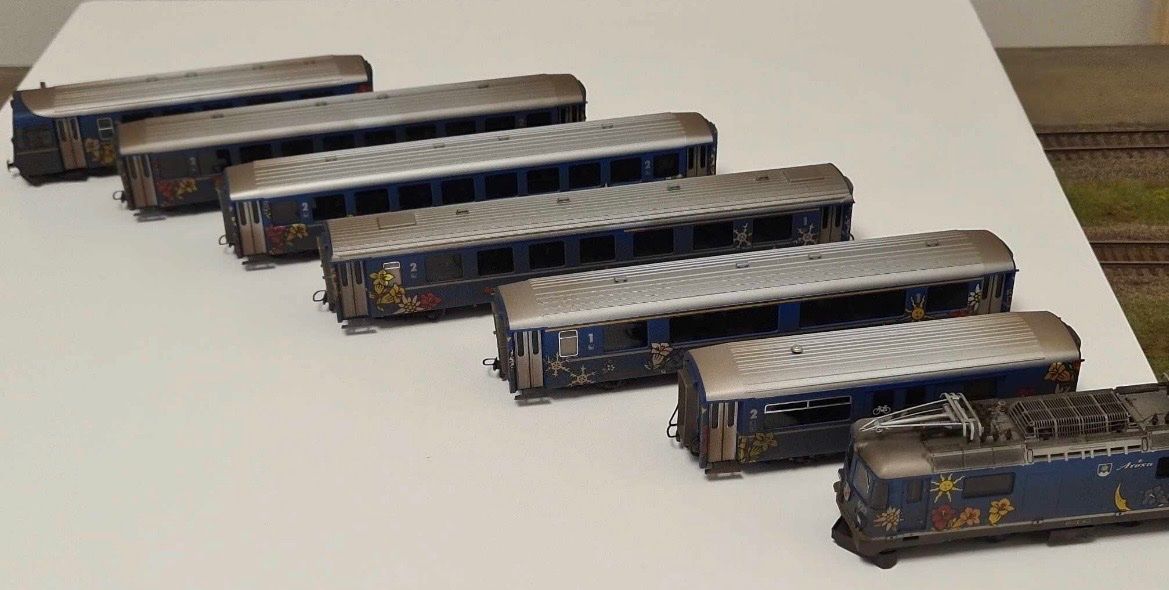 Bemo Modellini di ferrovie: H0m verwittert RhB Arosa Express 7-Teilig Bemo – Nuovo (secondo la descrizione) da Belp venduto da AEMA-Modellbau