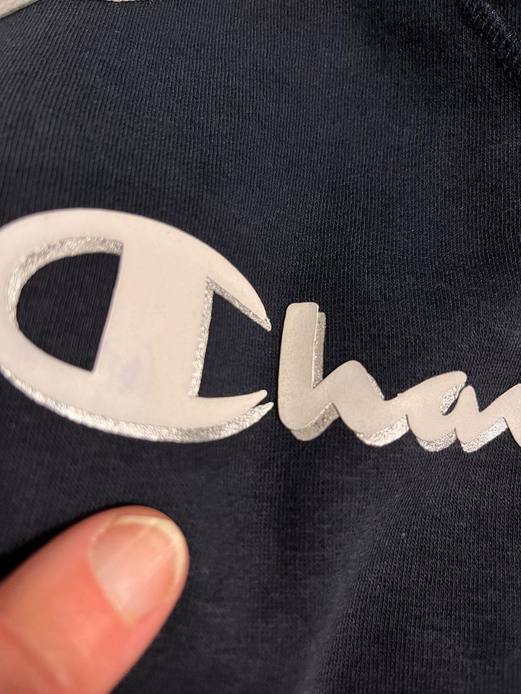 Champion Pullover & Sweatshirts: CHAMPION, Kapuzenpullover, Grösse S, Farbe Dunkelblau – Neu und originalverpackt aus Rudolfstetten von gst_g7xl 5
