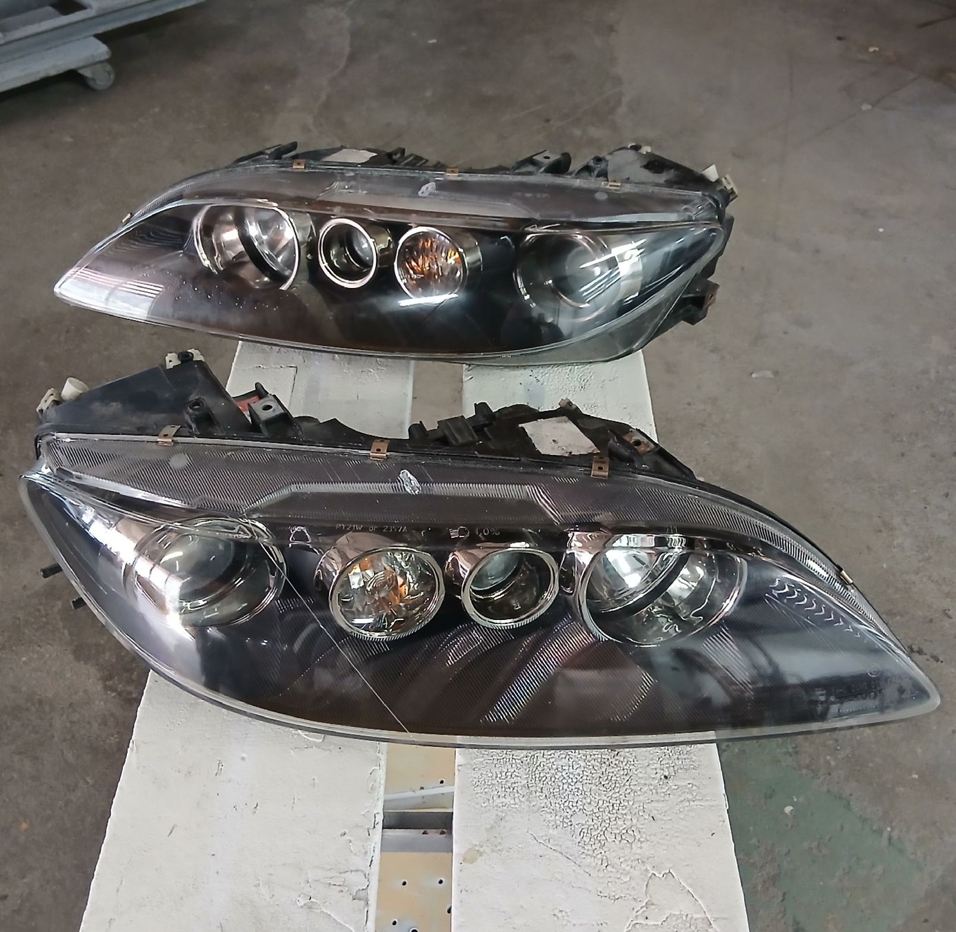 Mazda Fari: Phares Mazda 6 2002-2008 – Usato da la heutte venduto da Auto-stock