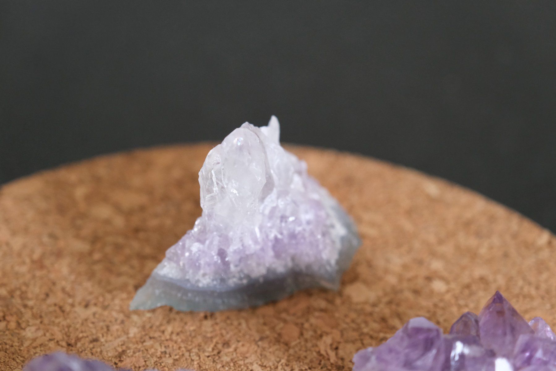 Mineralien & Heilsteine: Verschiedene lila Kristalle – Gebraucht aus Olten von RABe2000 3