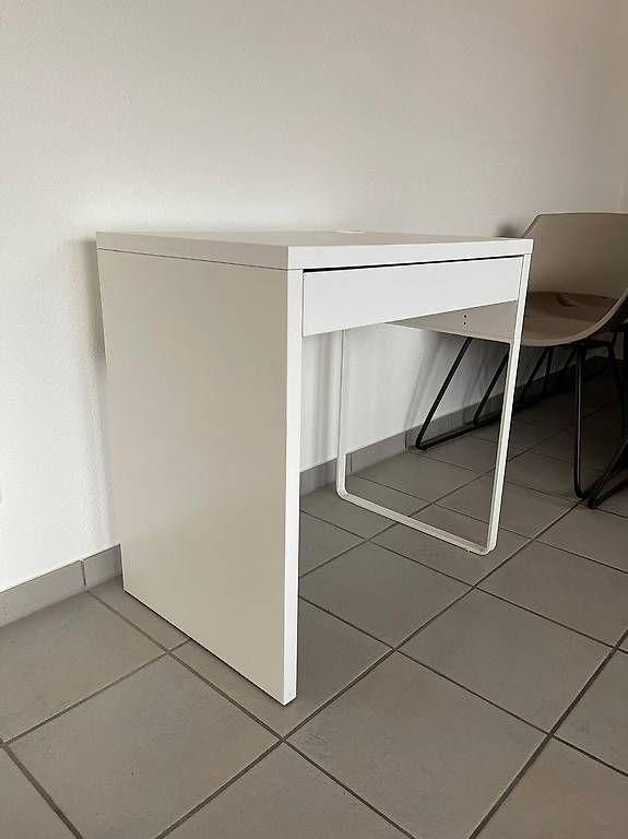 Bureaux: Schreibtisch – D'occasion à Triesen par Chevalley 1