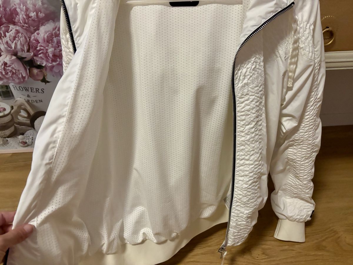Nike Giacche: Nike Jacke, neuwertig, – Usato da Baden venduto da Tiffany6878 3