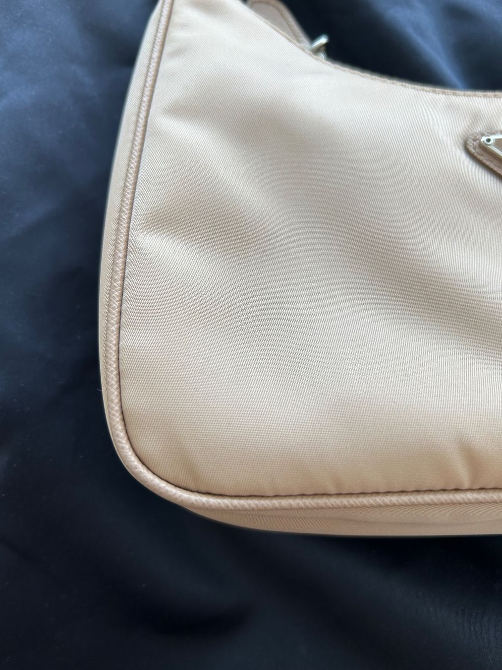 Prada Borse da donna: Prada Re Edition – Nuovo (secondo la descrizione) da Jonschwil venduto da sol124 6