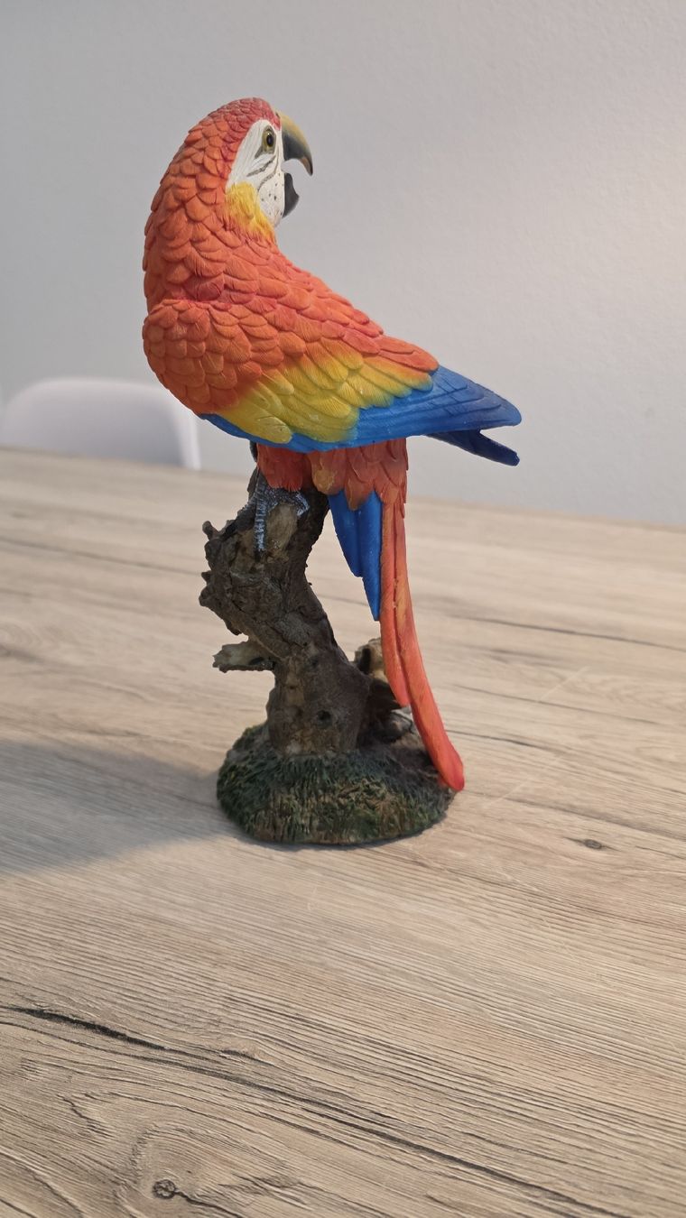 Toutes les décorations: Deko Papagei bunte Figur b. Zoo oder Garten 🦜 – D'occasion à Luzern par Alpix 1