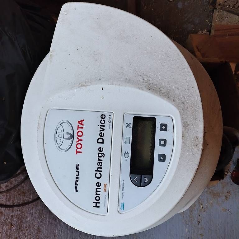 Caricabatterie: Borne de recharge  – Usato da Montmagny venduto da Mat1989