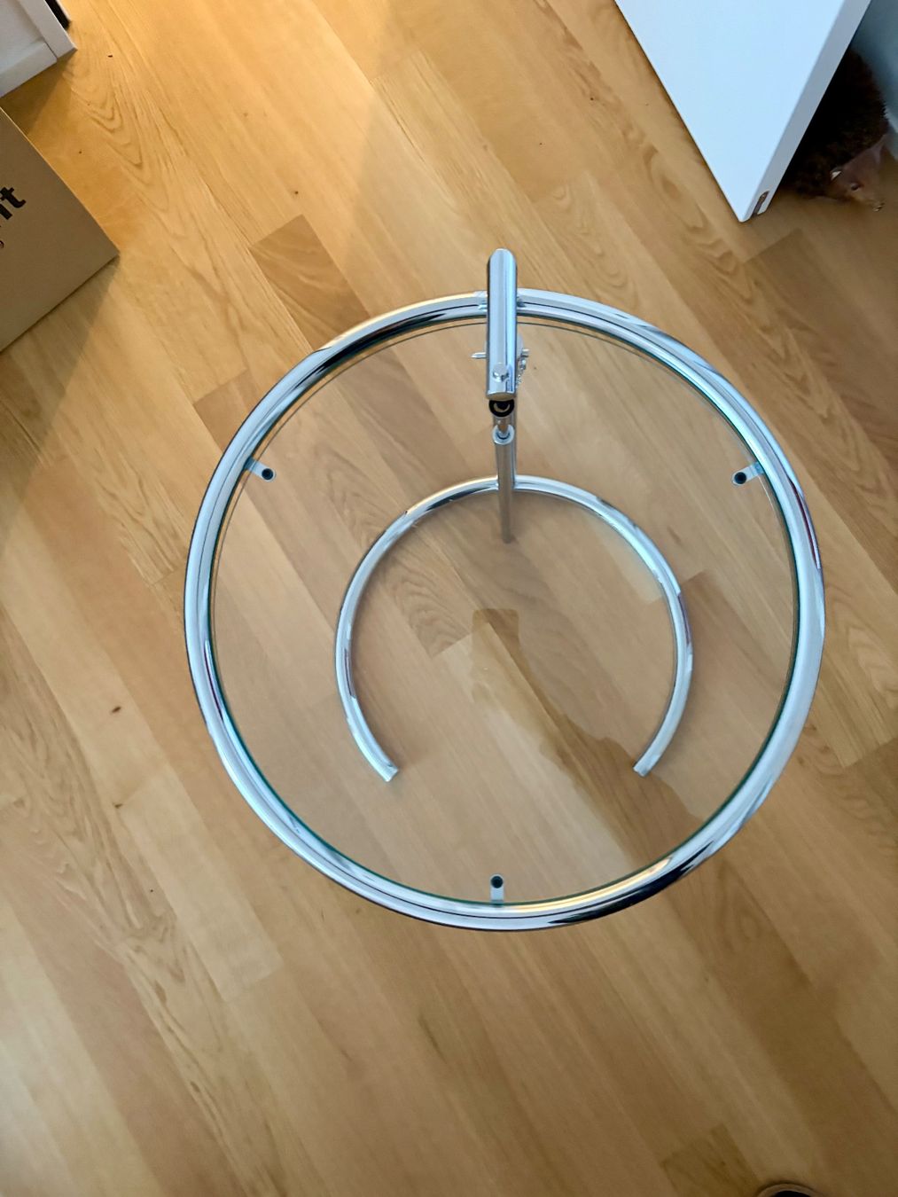 Classicon Tavoli: Adjustable Table E 1027 Beistelltisch – Usato da St. Gallen venduto da Nina1000 2
