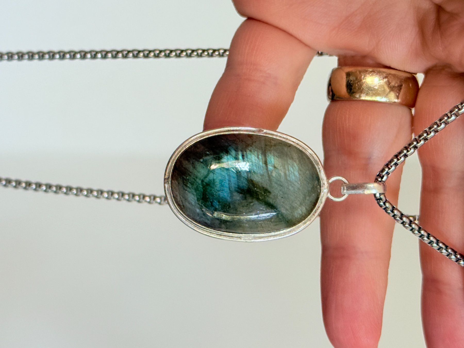 Ketten: Collier Labradorite - Élégance intemporelle! – Neu und originalverpackt aus Genève von AWWA 4