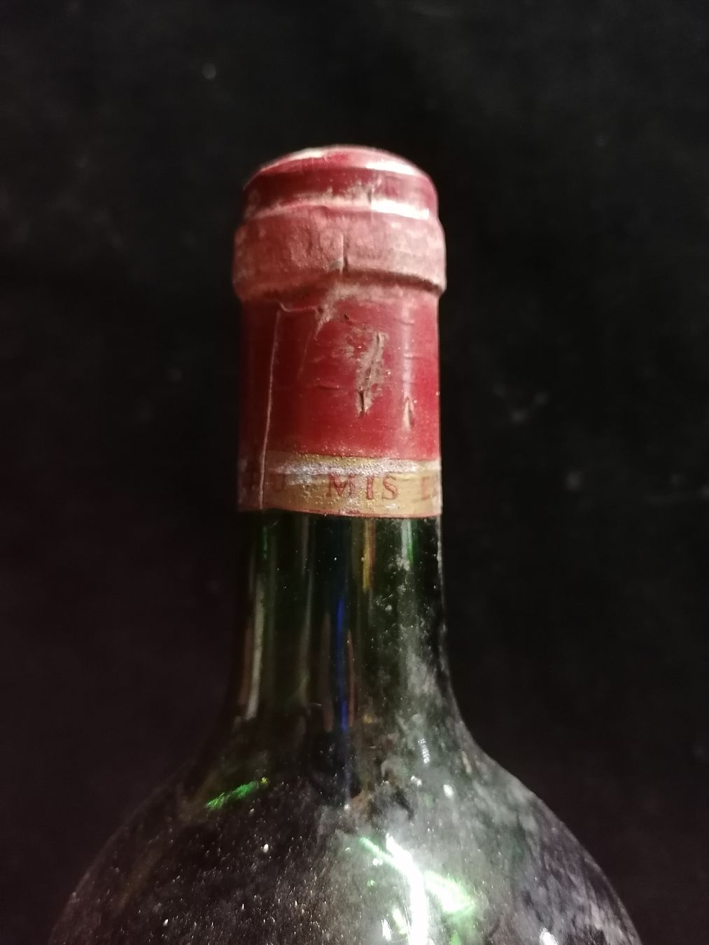 Vino: Ancienne bouteille de vin rouge  🍷 – Nuovo (secondo la descrizione) da Genève venduto da Leboucheoreilles 1