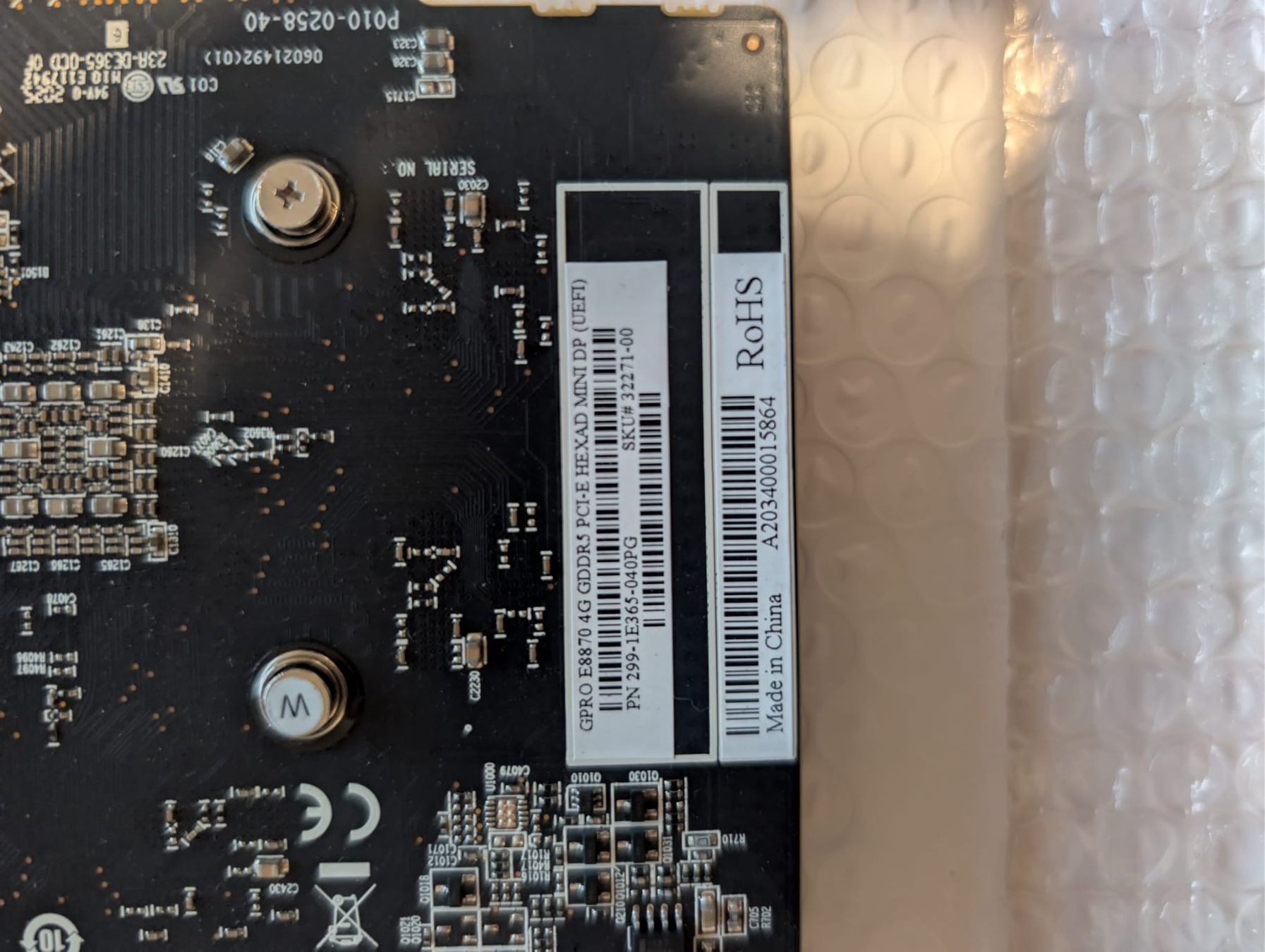 Amd Cartes graphiques: SAPPHIRE GPRO E8870 4GB – D'occasion à Hendschiken par Sillii 3