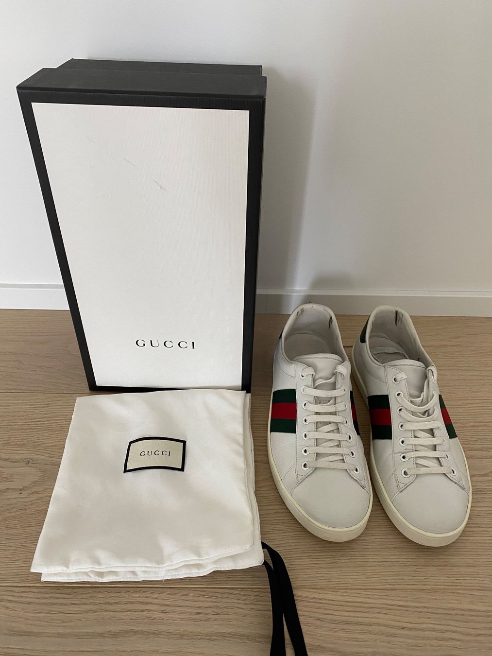 Gucci Scarpe da uomo: Gucci Ace Herrensneaker aus Leder 9 - 43 – Usato da Oberrohrdorf venduto da SMZ00