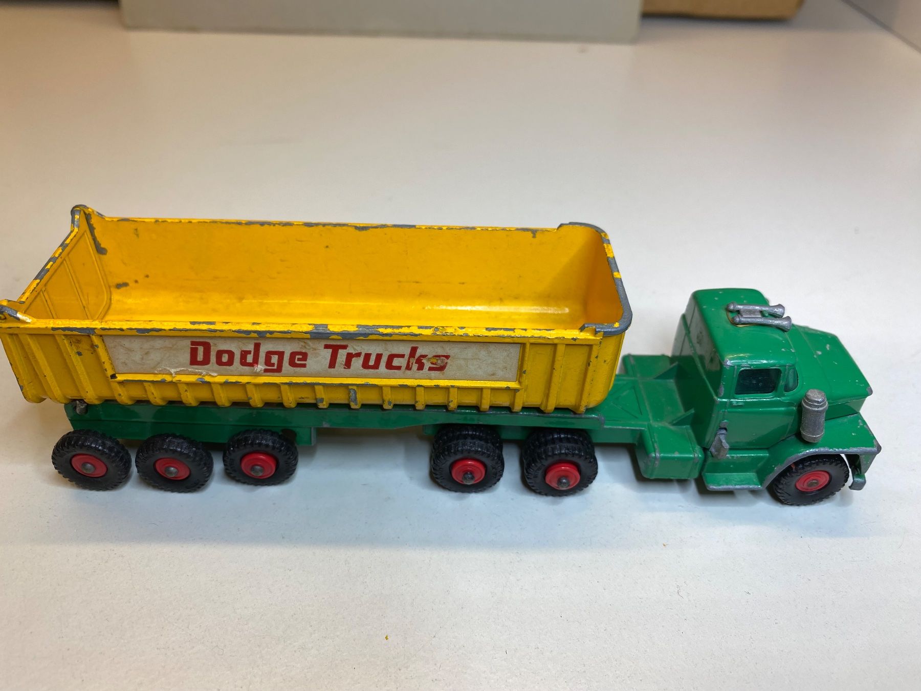 Matchbox Modellini d'auto: Matchbox  Dodge Tractor – Usato da Rüti ZH venduto da Weder2 1
