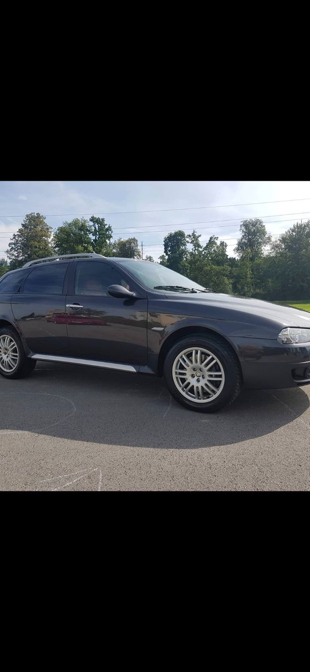 Alfa Romeo Automobili: Alfa Romeo 156 Crosswagon Q4 – Usato da Luzern venduto da Fruengi 2