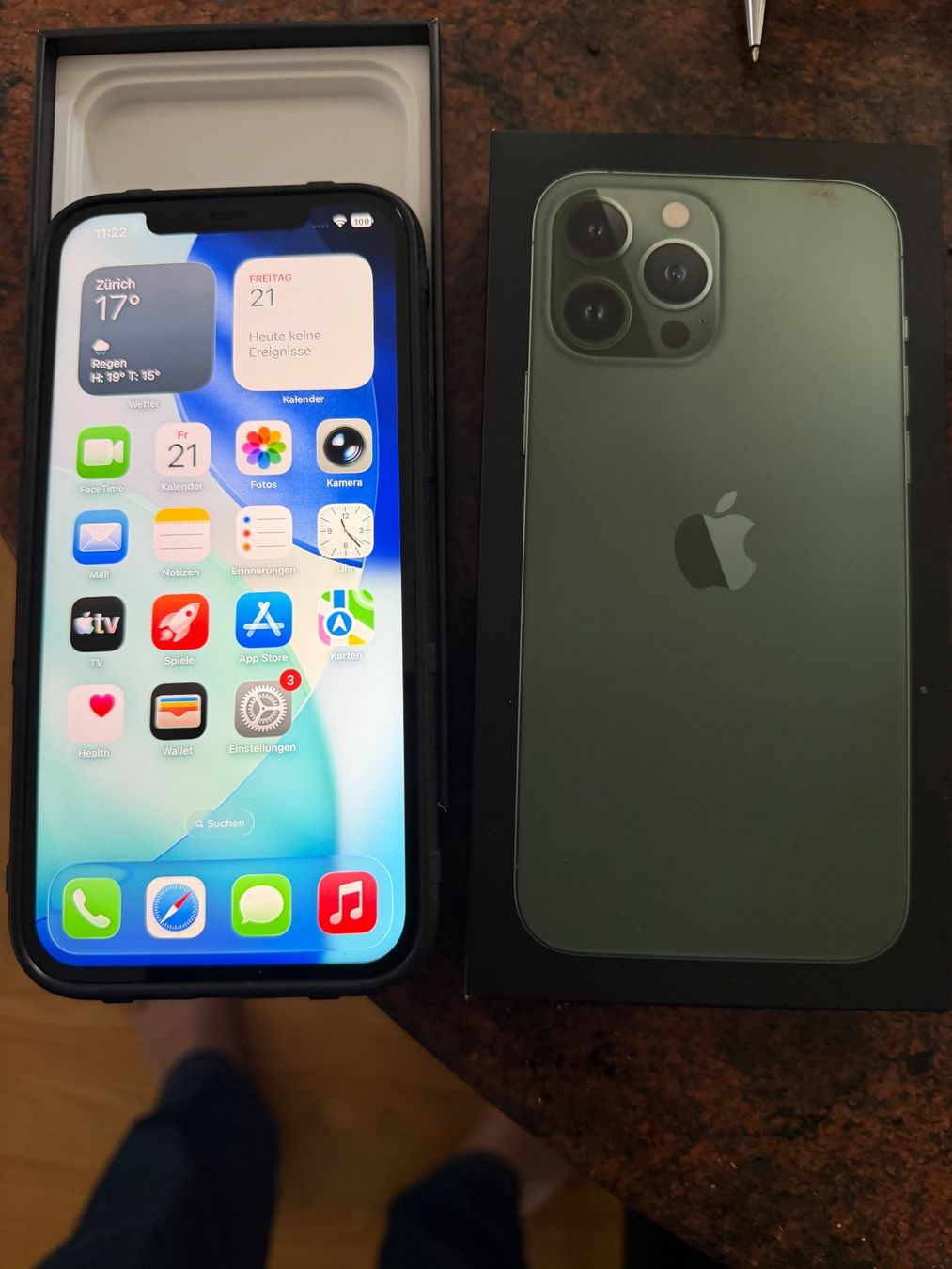 Apple Portables: Iphone 12 pro Max – D'occasion à Schattdorf par Kofi57
