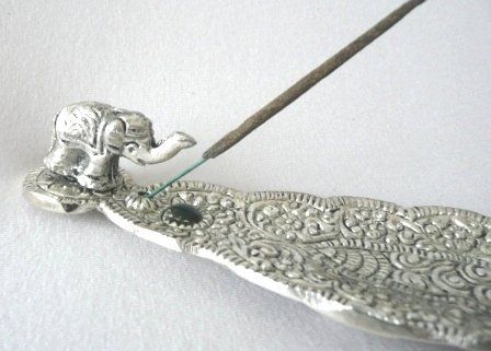Candele: Räucherstäbchenhalter - Elefant – Nuovo e nell'imballaggio originale da Mauren venduto da Yeelen 1