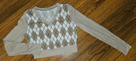 Cooler, leichter Pulli cropped Gr. 152 (XS)