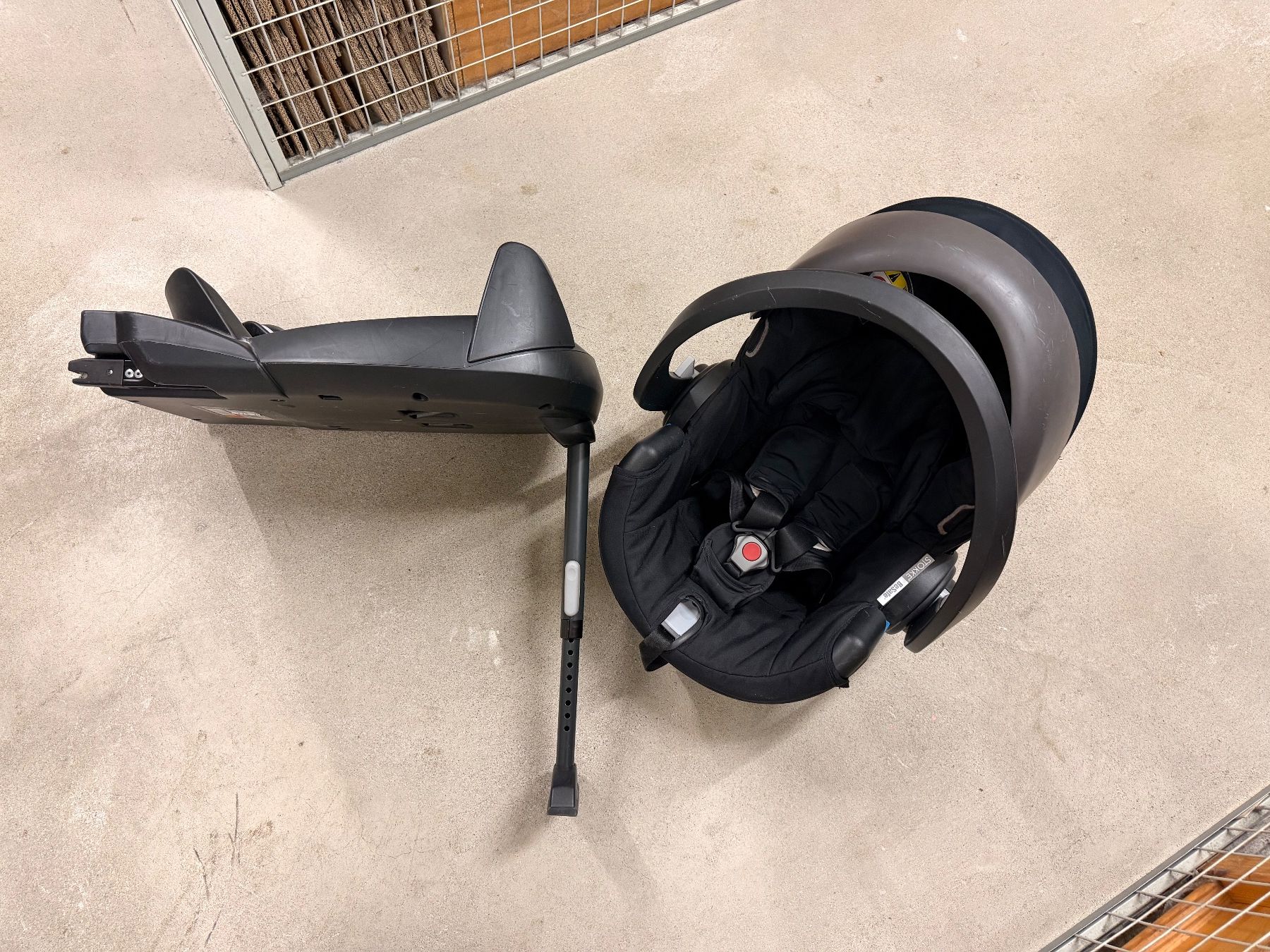 Stokke Auto-Kindersitze: Stokke Be Safe Babyschale mit Isofix – Gebraucht aus Zürich von englishgirl