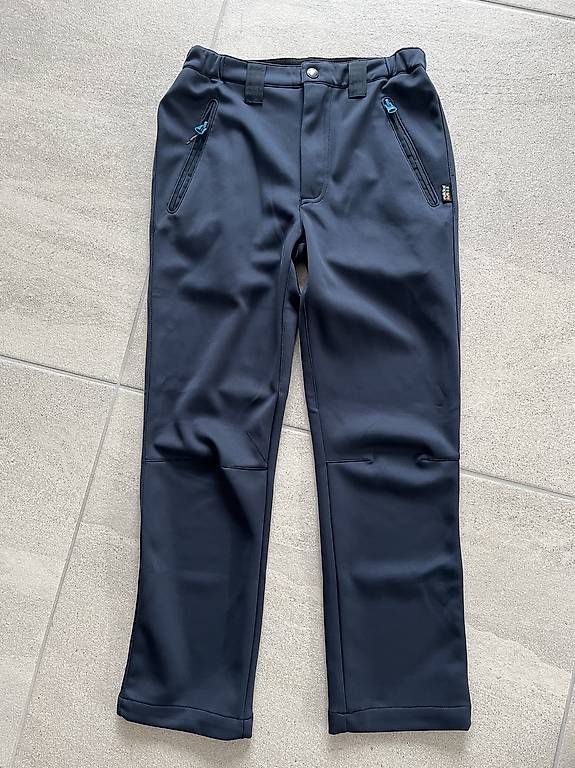 Rukka Pantaloni: Rukka Soft Shell Hose Kinder Gr. 140 – Nuovo (secondo la descrizione) da Obermumpf venduto da FamStelzig
