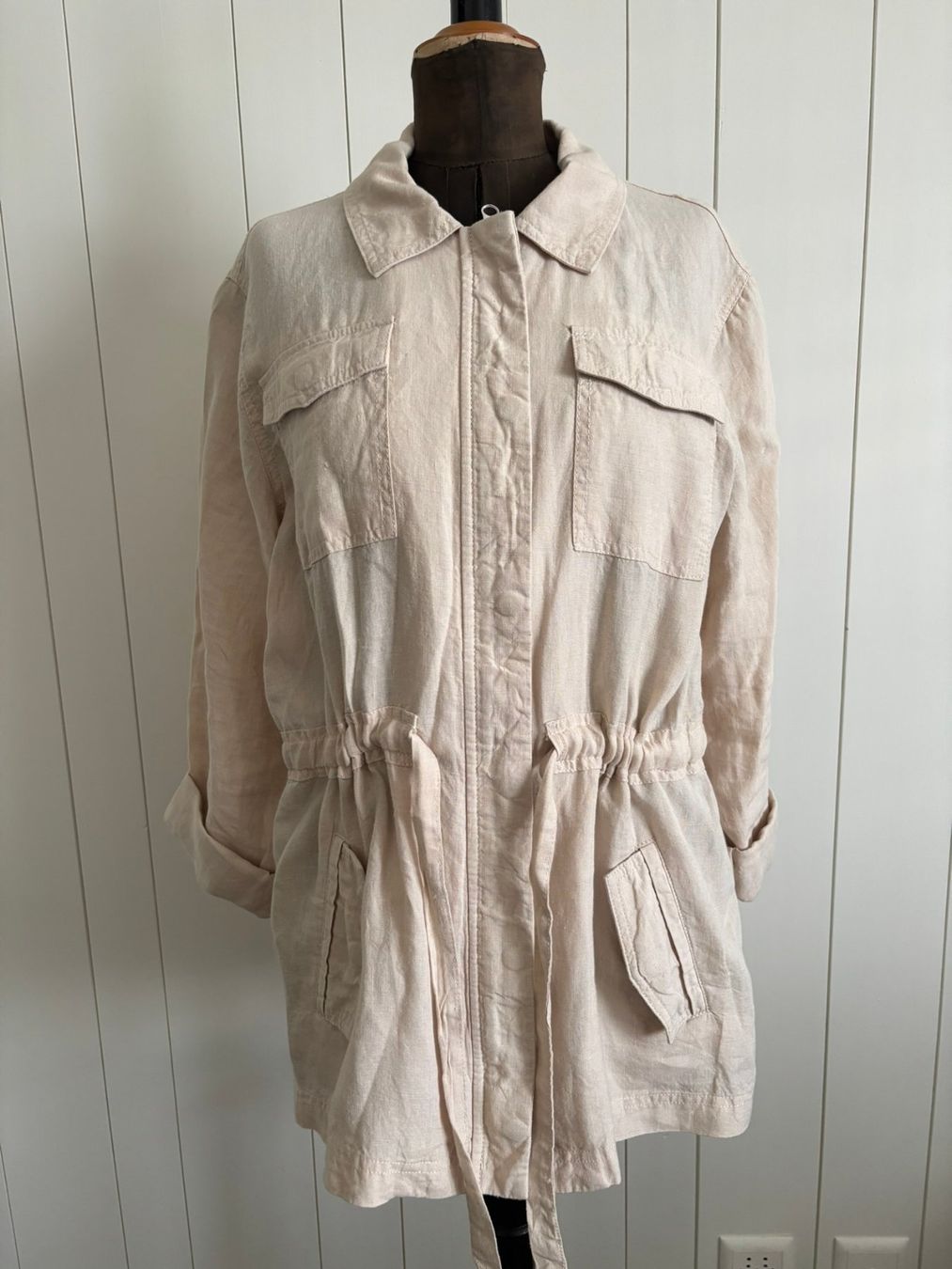 C&A Giacche: C&A Leinen Jacke hellbeige - Grösse 40 – Usato da Kleinandelfingen venduto da Baba23