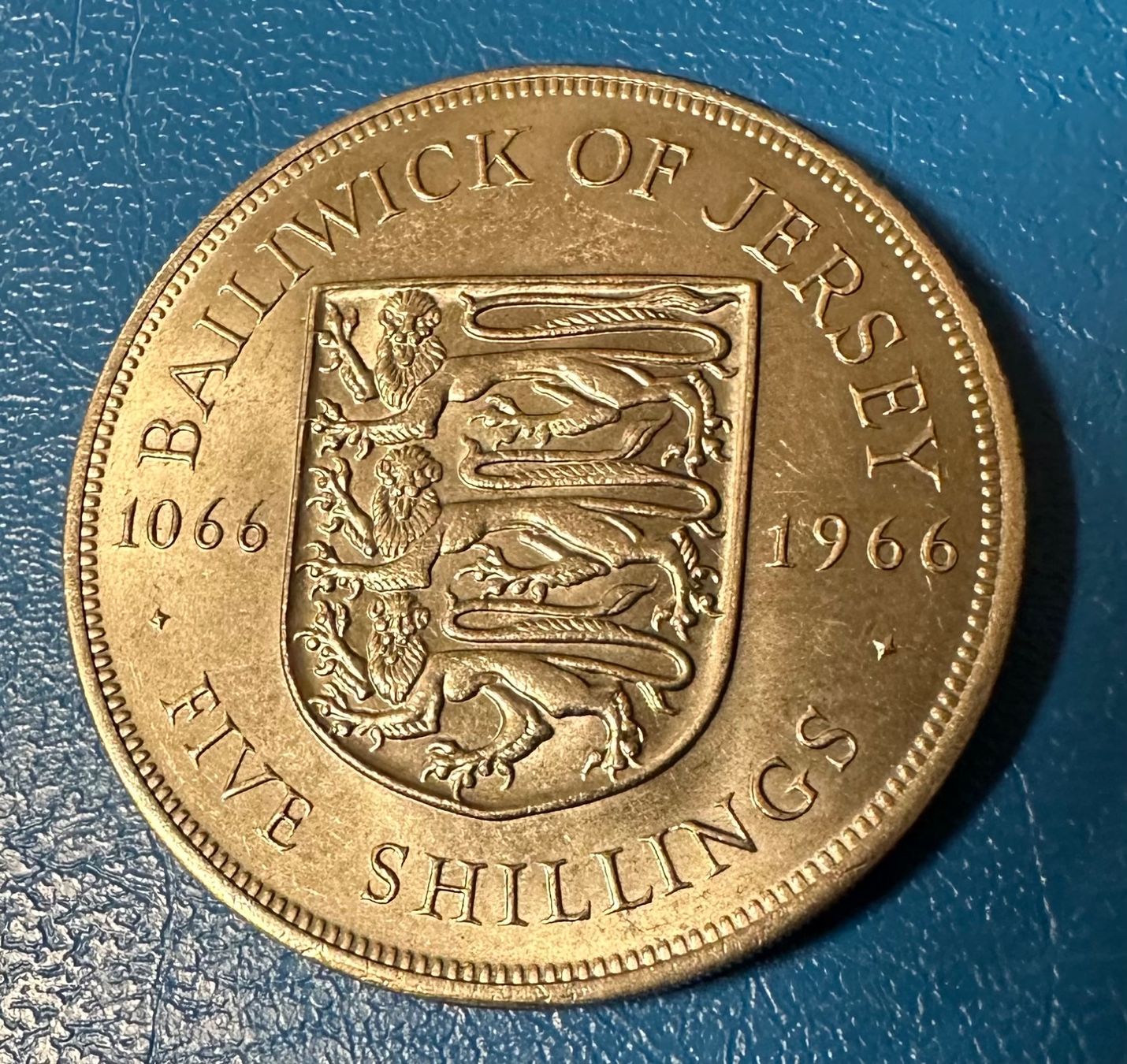 Tutti le monete: JERSEY 1966 FIVE SHILLINGS – Usato da Watt venduto da phila13