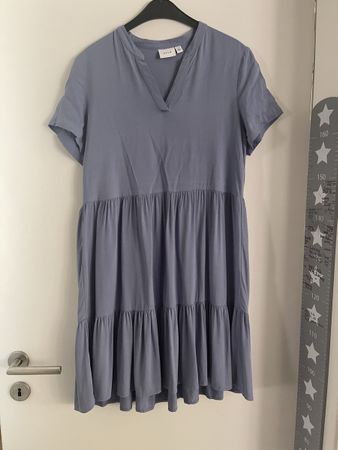 NEU: schönes Kleid von VILA Gr. 38