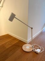 Ikea Nachttischlampe weiss
