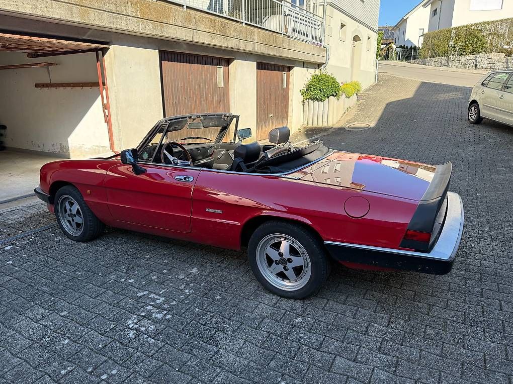 Automobili: Alfa Romeo Spider 2.0 – Usato da St.Gallen venduto da Zeal 1