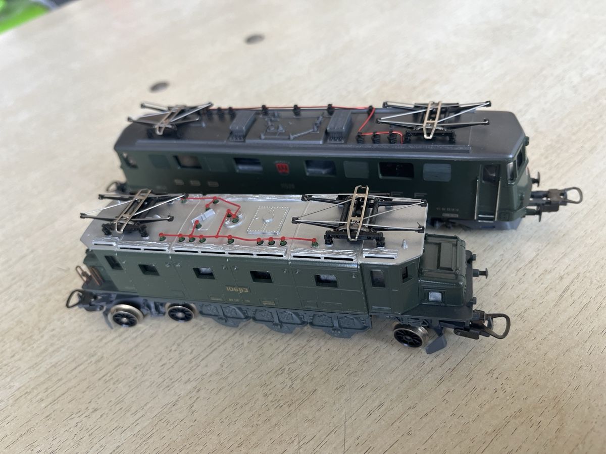 Lima Modellini di ferrovie: Lima H0 Ae6/6 und Ae3/6 – Usato da horgenberg venduto da Fredi63 1