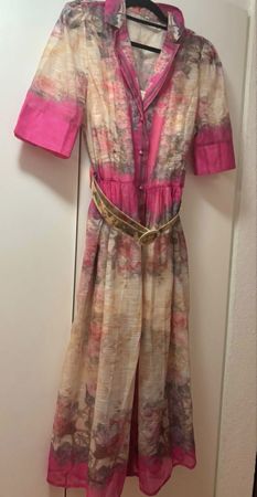 Vintage floral dress with belt size M