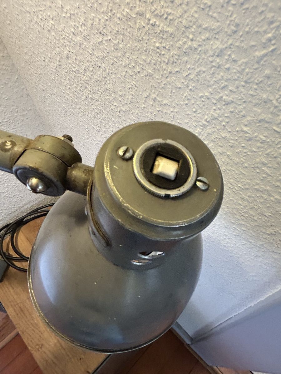 Lampade: ANTIKE LAMPE INDUSTRIE – Usato da Bottmingen venduto da Surubi 2